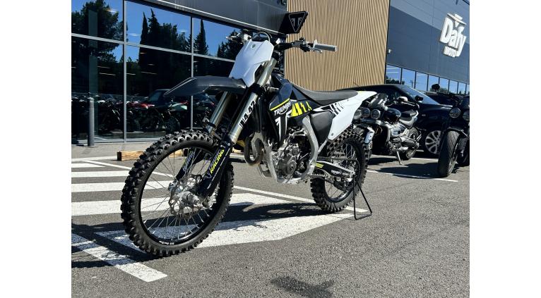 TRIUMPH TF 250-X