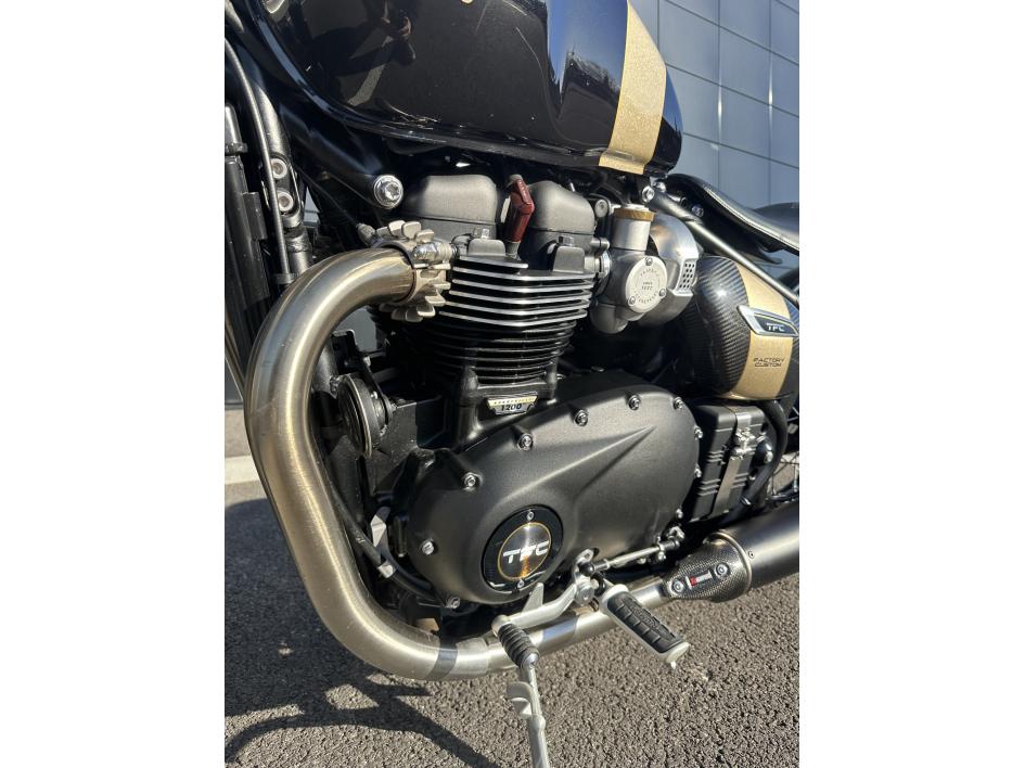 TRIUMPH BONNEVILLE BOBBER TFC