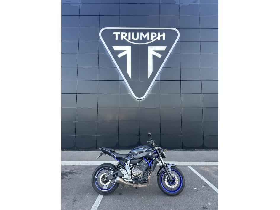 YAMAHA MT-07