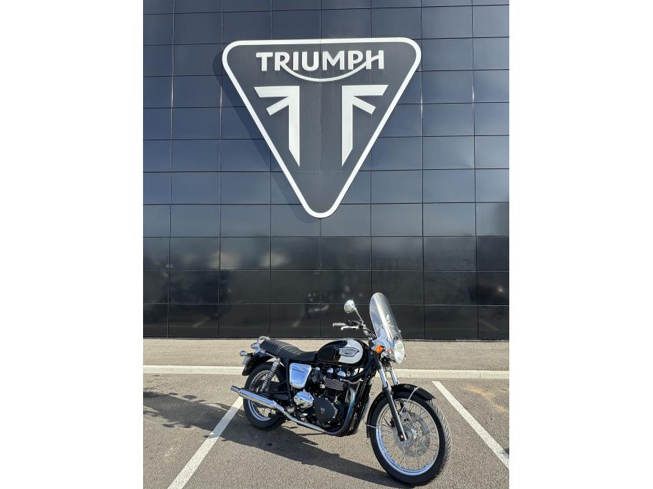 TRIUMPH BONNEVILLE 865 T100