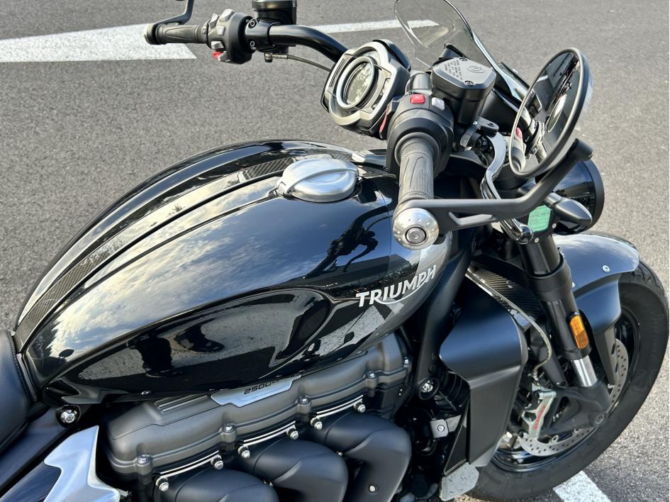 TRIUMPH ROCKET 3 GT BLACK EDITION