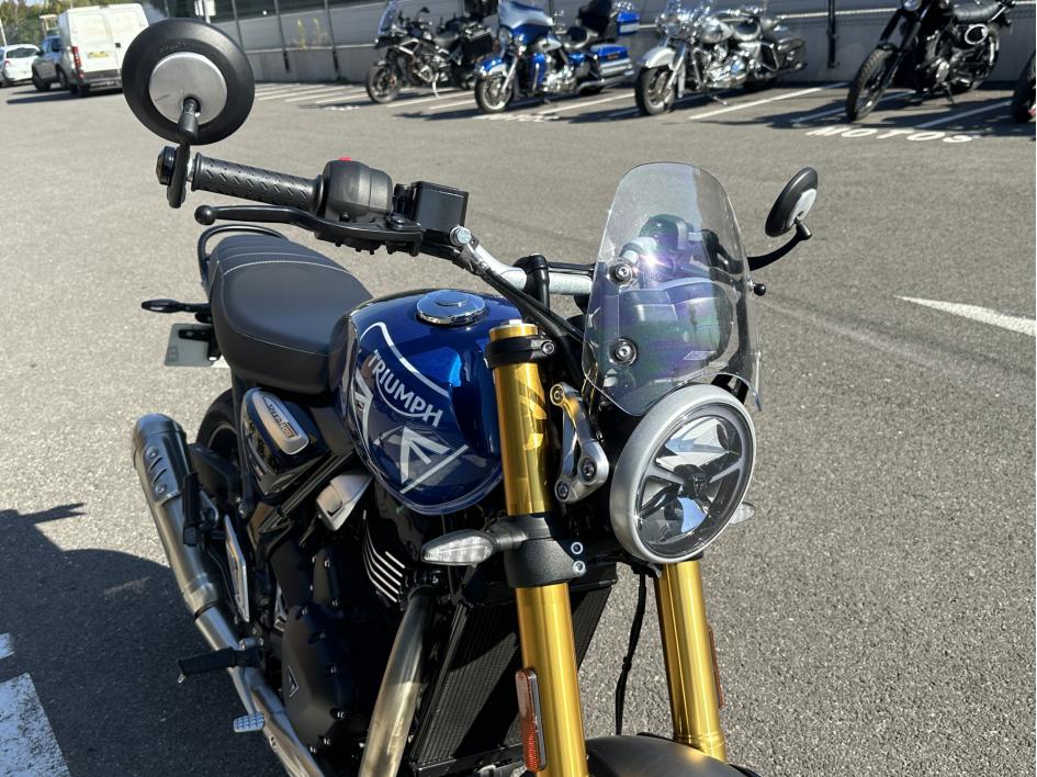 TRIUMPH SPEED 400