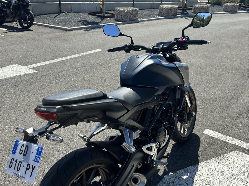 HONDA CB 125 R