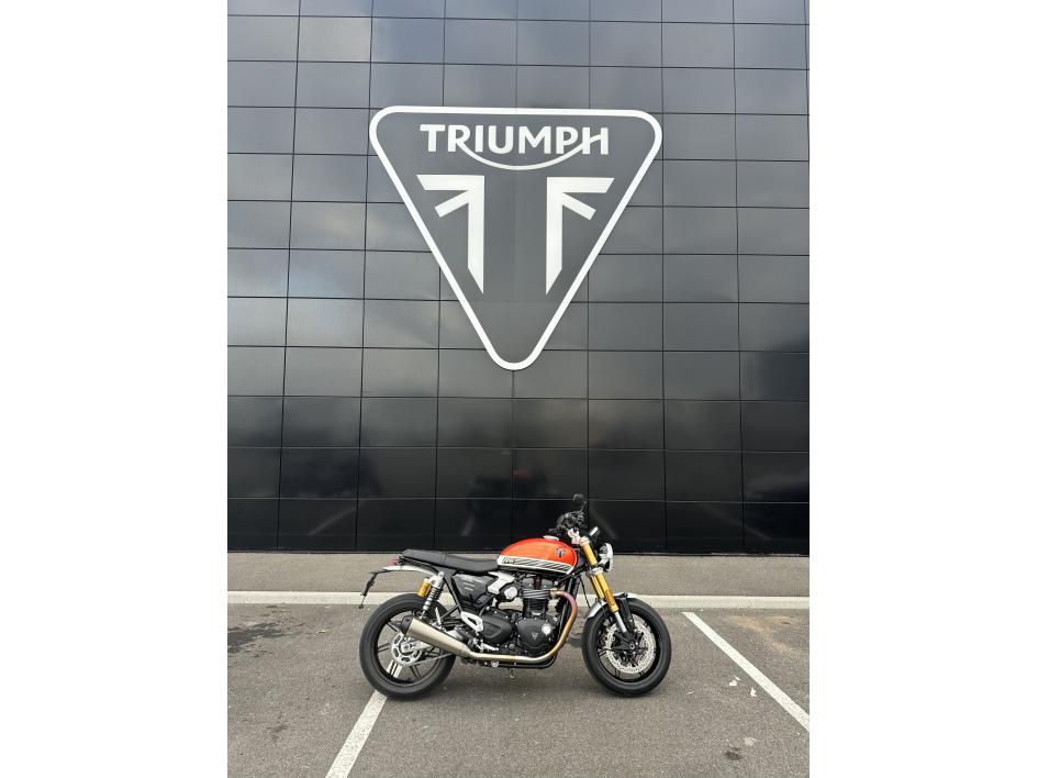 TRIUMPH SPEED TWIN 1200 RS