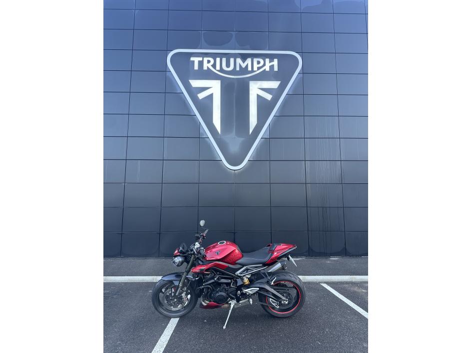 TRIUMPH STREET TRIPLE 765 RS