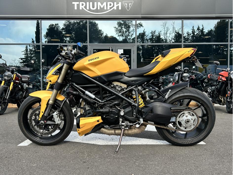 DUCATI STREETFIGHTER 848 FIGHTER YELLOW