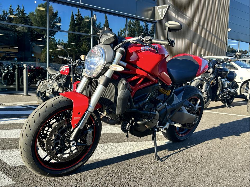 DUCATI MONSTER 821
