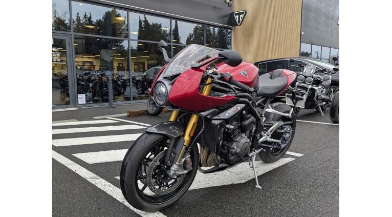 TRIUMPH SPEED TRIPLE 1200 RR
