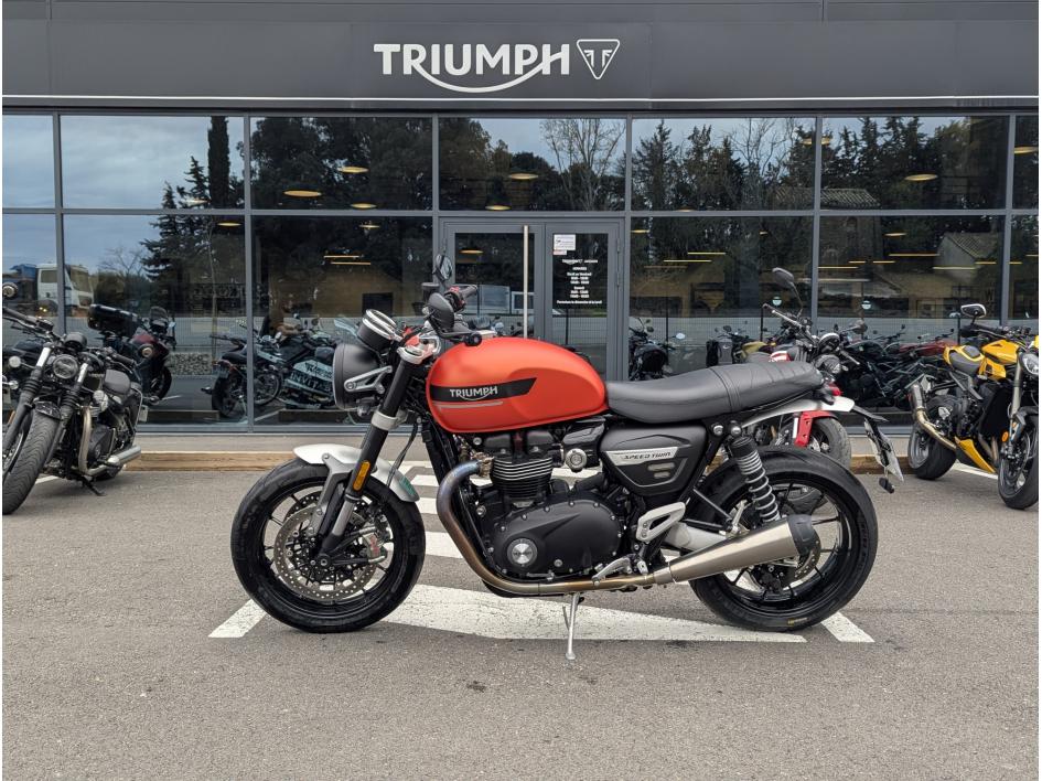 TRIUMPH SPEED TWIN 1200