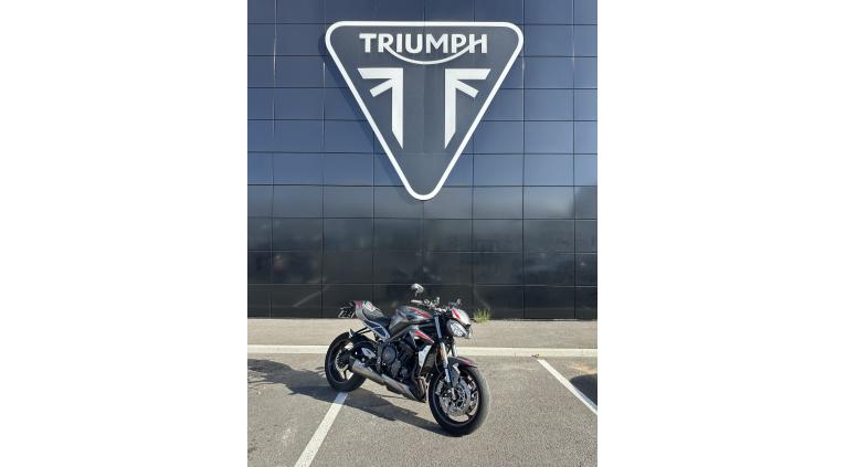 TRIUMPH STREET TRIPLE 765 RS