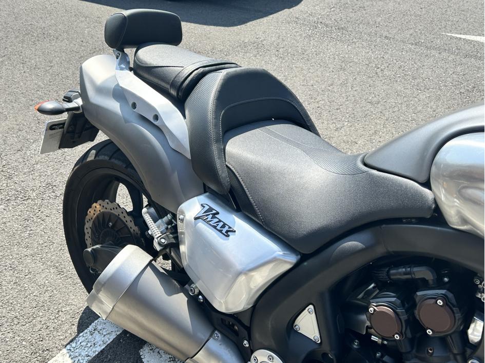 YAMAHA V-MAX 1700
