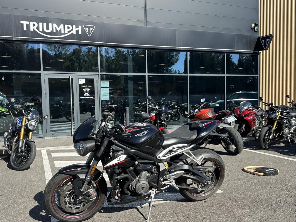 TRIUMPH STREET TRIPLE 765 RS