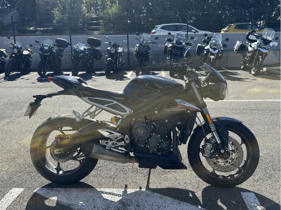 TRIUMPH STREET TRIPLE 765 RS