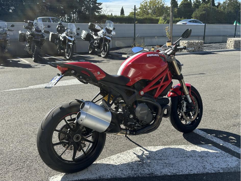 DUCATI 1100EVO MONSTER