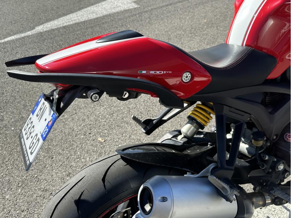 DUCATI 1100EVO MONSTER