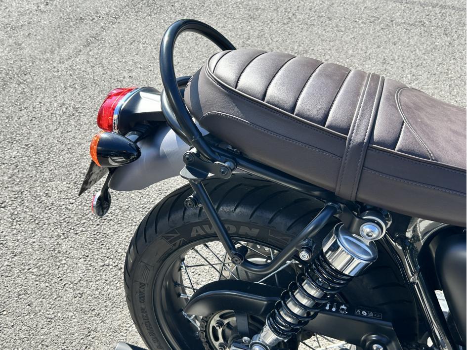 TRIUMPH BONNEVILLE T120 2017