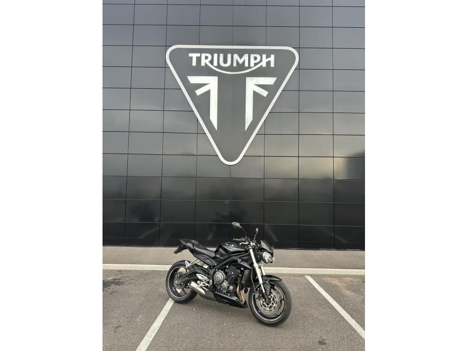 TRIUMPH STREET TRIPLE 660 S