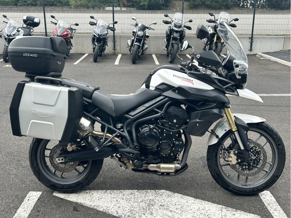 TRIUMPH TIGER 800 ABS
