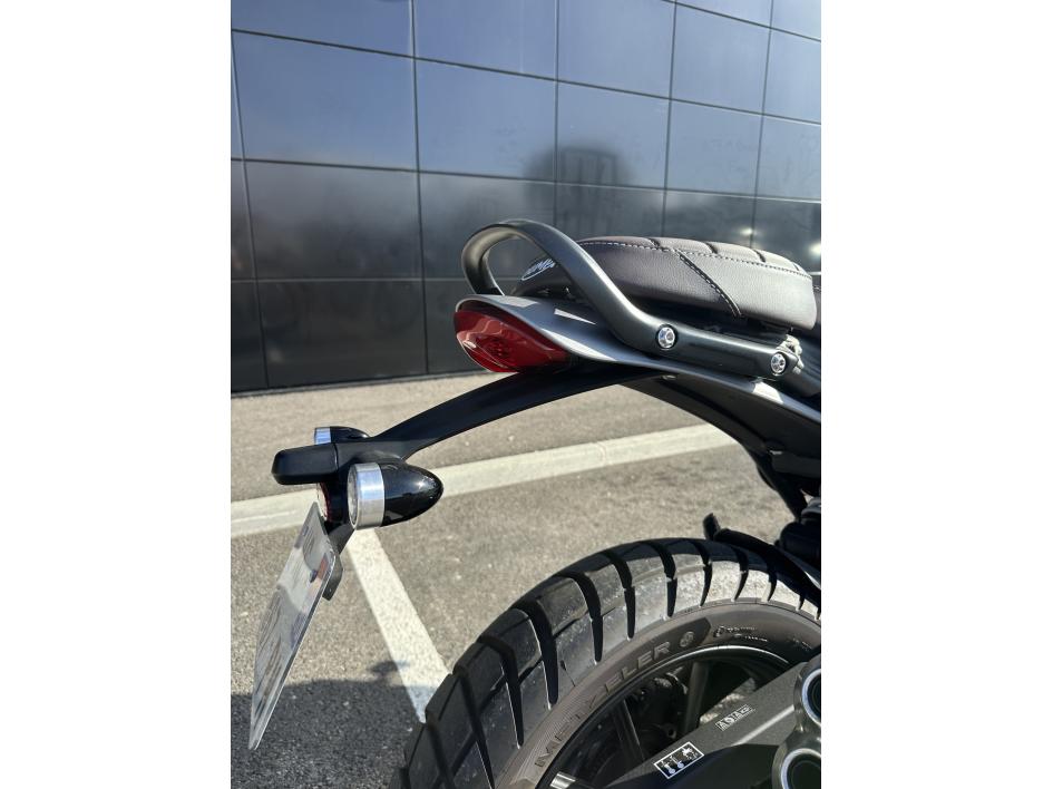 TRIUMPH Scrambler 400 X