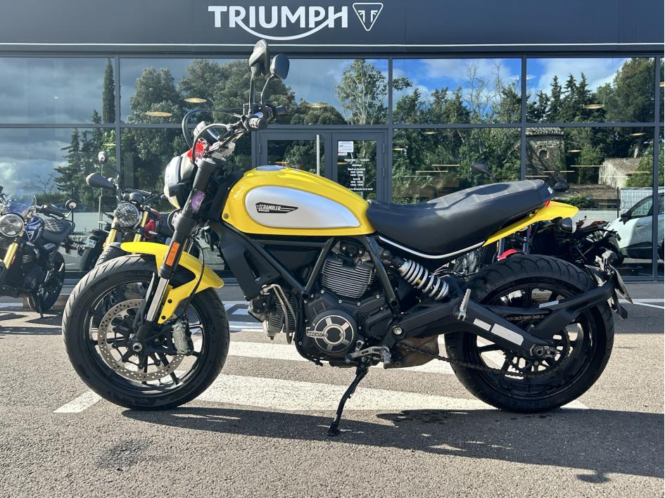 DUCATI SCRAMBLER 800 ICON