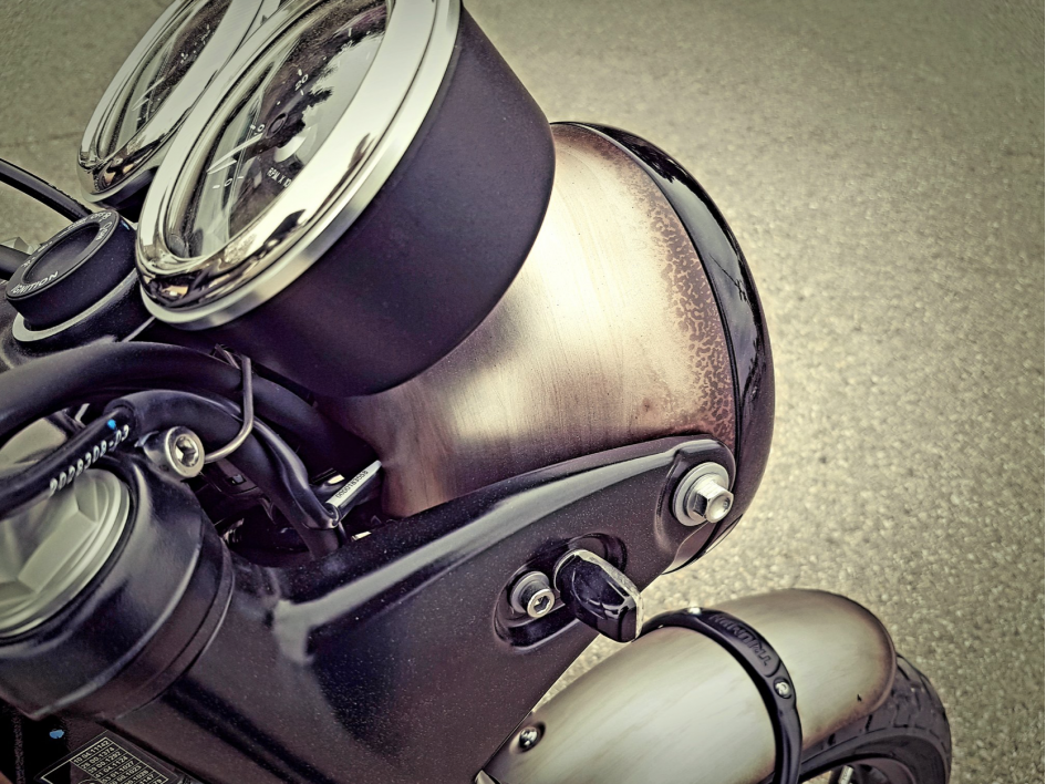 Bonneville T100 
