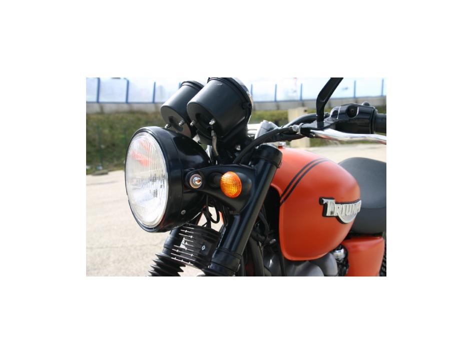Bonneville 