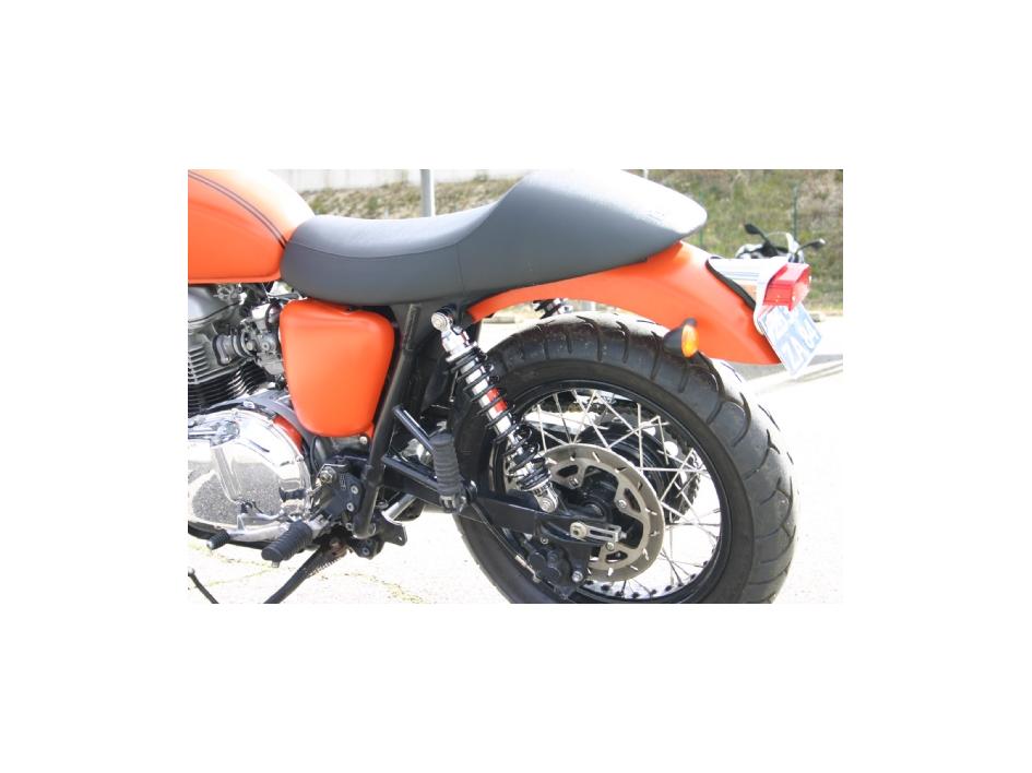 Bonneville 