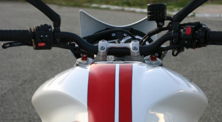 Street Triple R 
