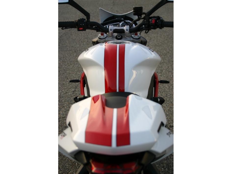 Street Triple R 